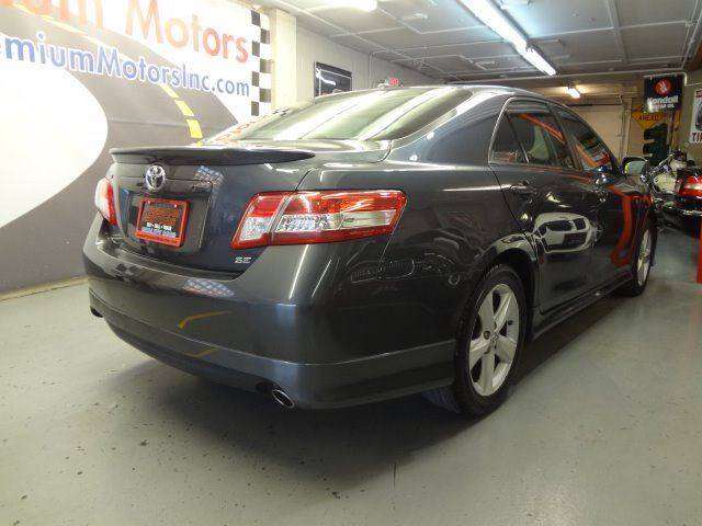 2011 Toyota Camry SE 4dr Sedan 6A